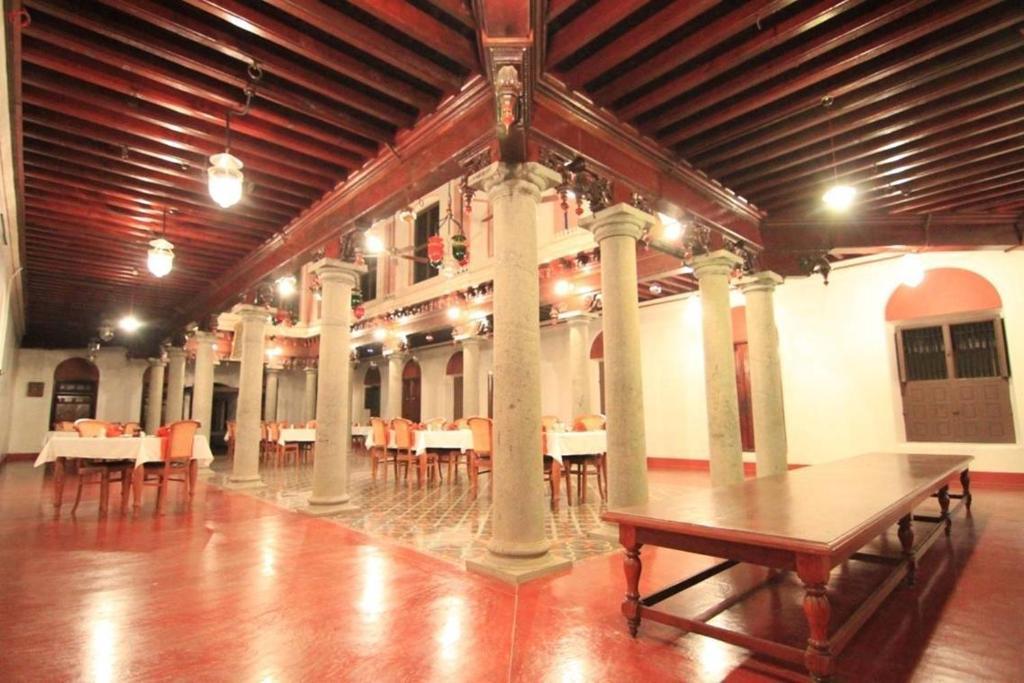 Chidambara Vilas - A Luxury Heritage Resort Kānādukāttān Kültér fotó