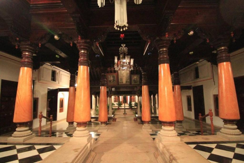 Chidambara Vilas - A Luxury Heritage Resort Kānādukāttān Kültér fotó